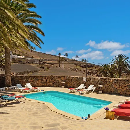 Casa Arrieta Villa *